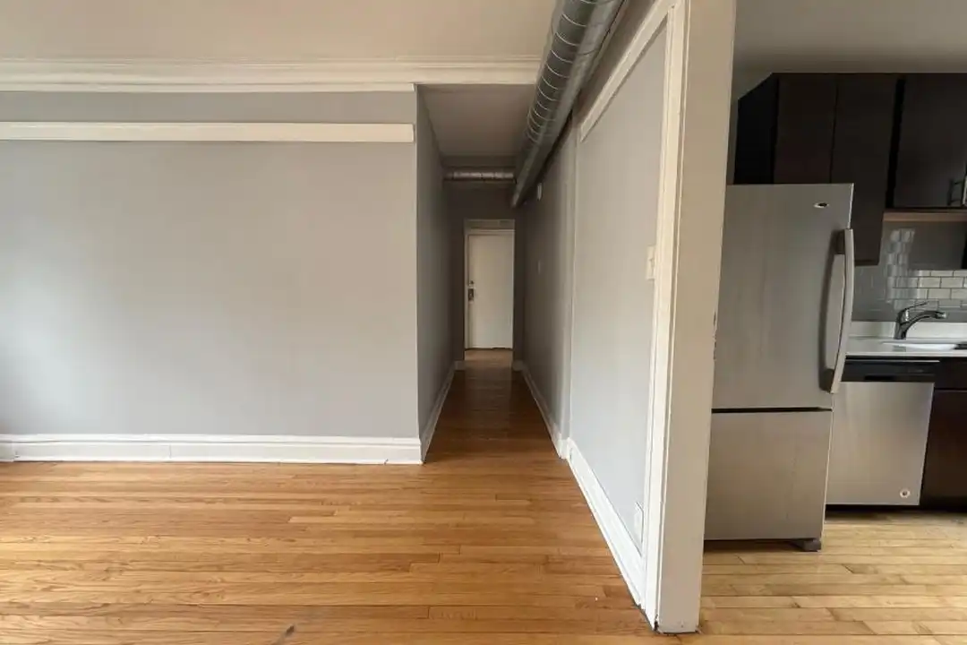 4103 W Nelson St - More