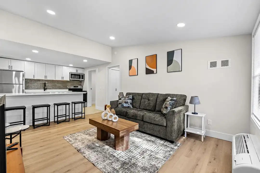 Heathmore Villas Apartments – photo 1 of 27