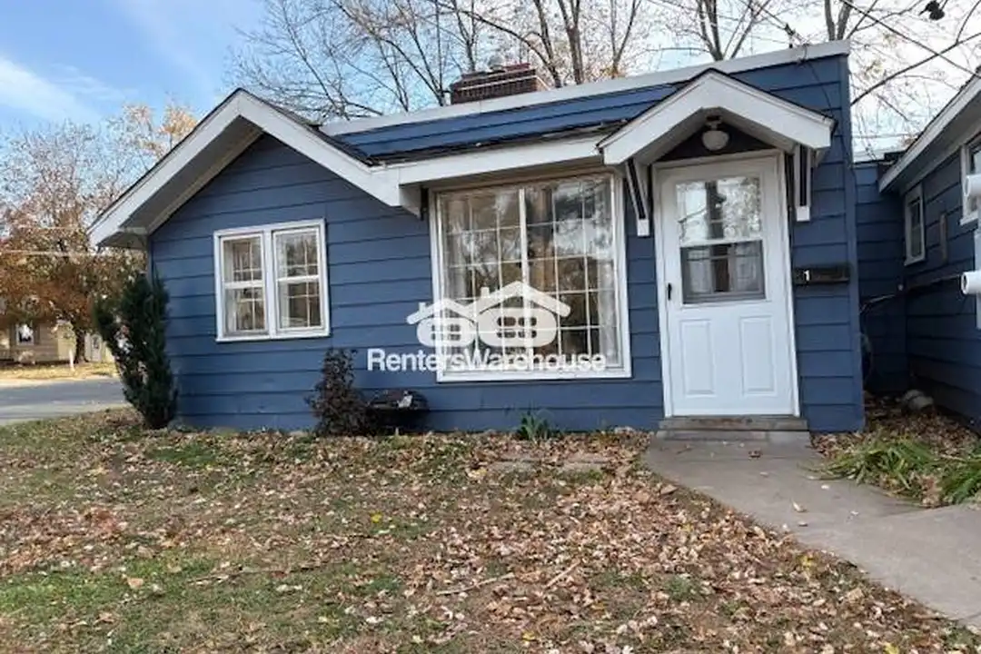 305 1st Ave S - View 2