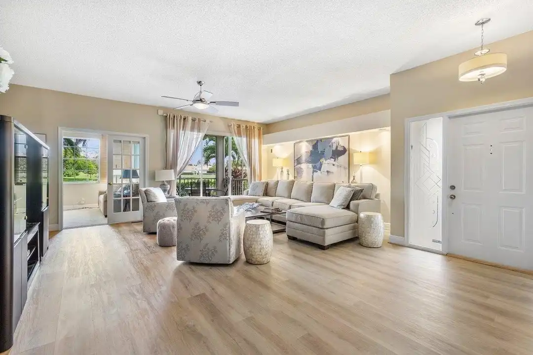 5070 Lake Catalina Dr #C - View 4