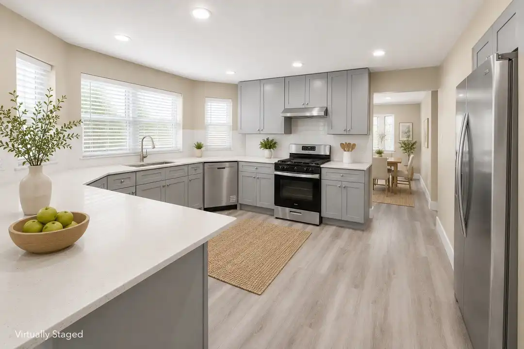 House in Houston - View 3