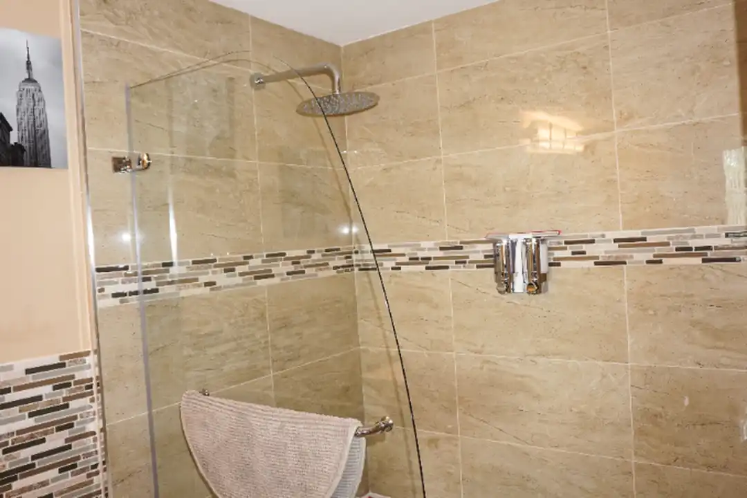 100 NE 6th St unit 303 - More