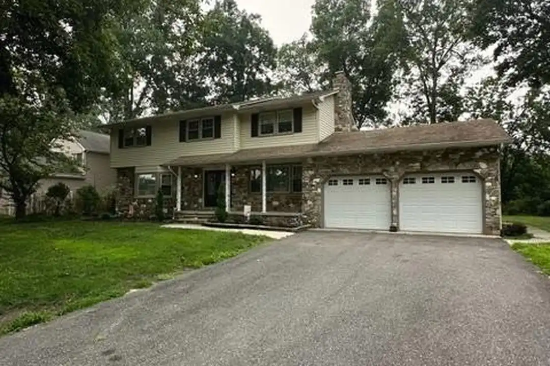 1603 Fairmount Ave – photo 1