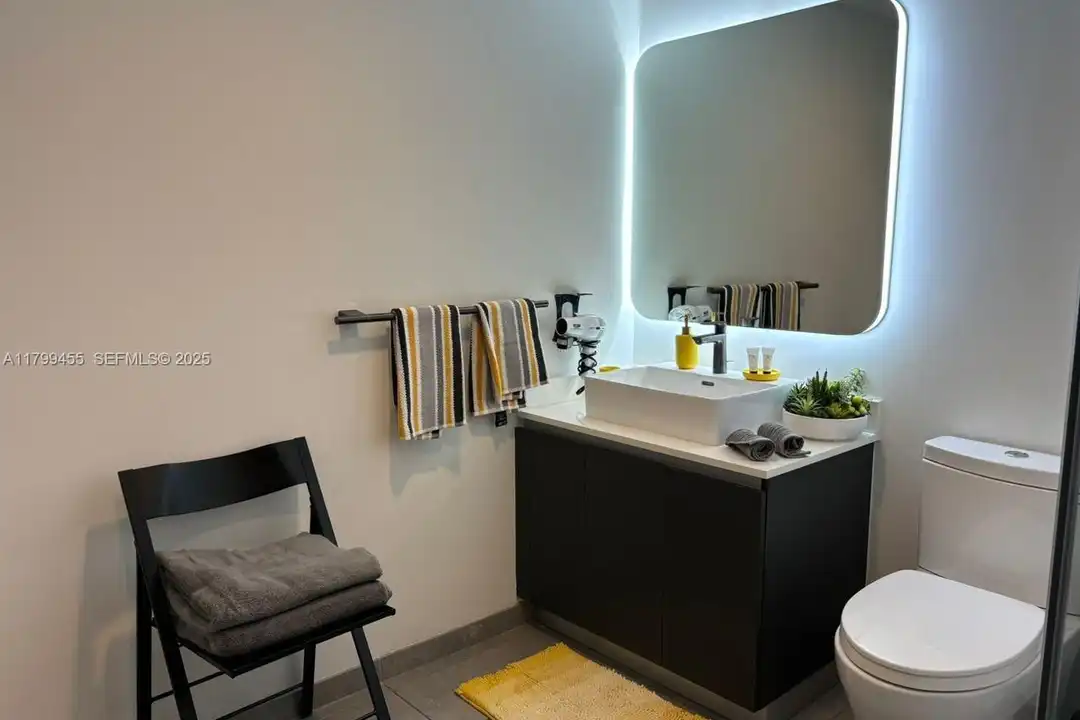 227 NE 2nd St unit #1508 - View 6