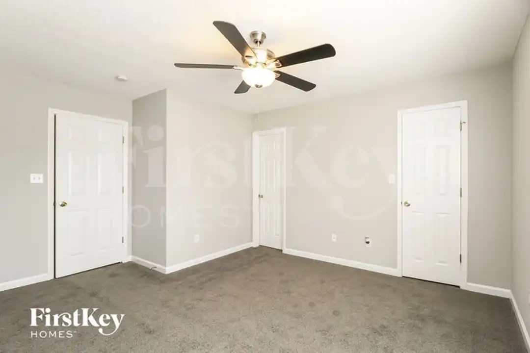 2200 Emerald Creek Ct - More