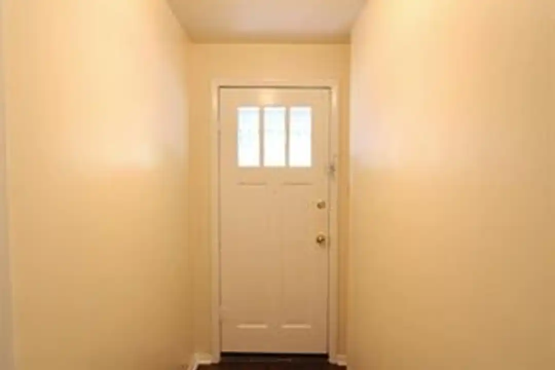 421 M.L.K. Jr Blvd - View 3