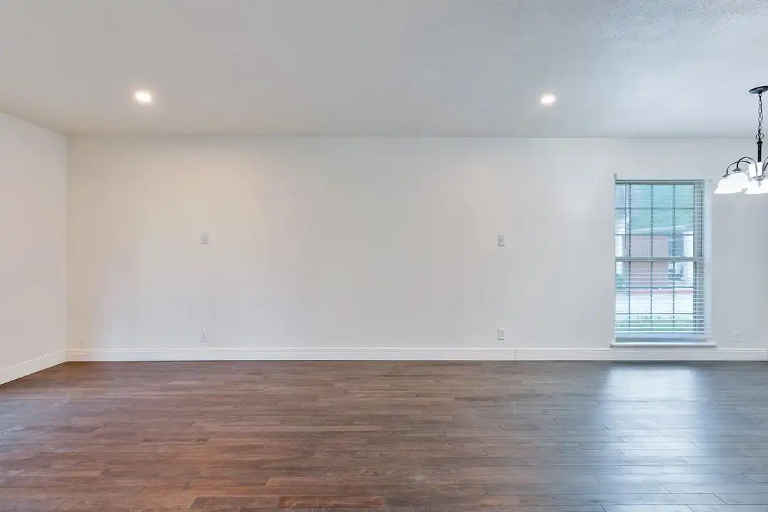 Apartment in San Antonio - View 4