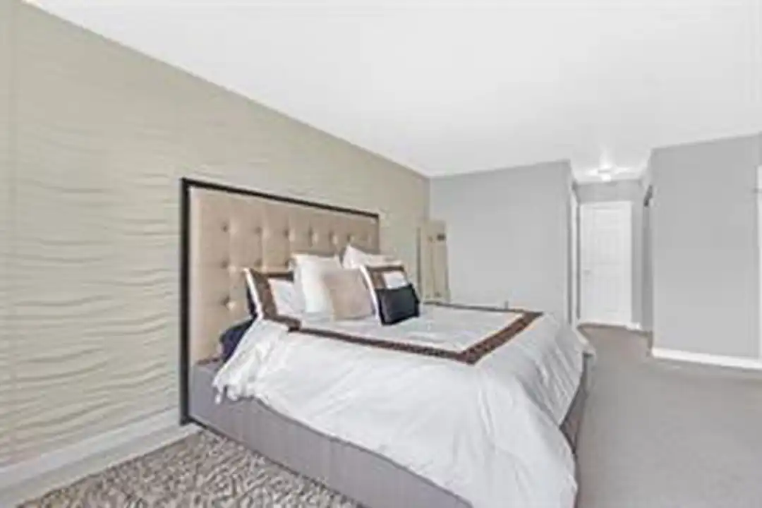 2894 NE 183rd St - View 5