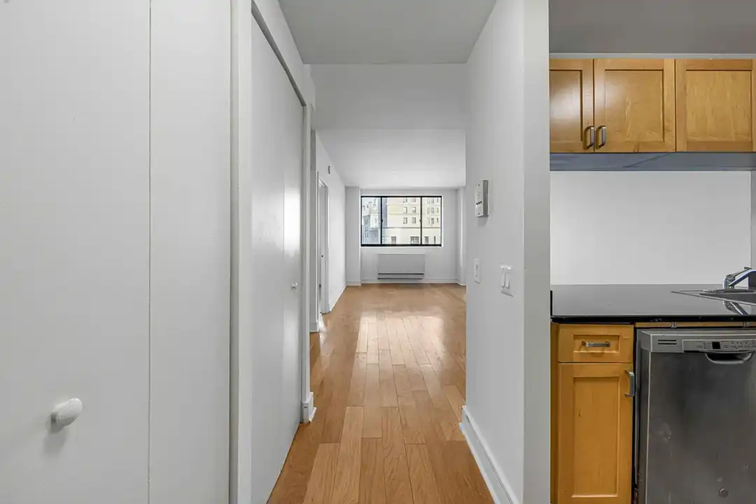 295 W 96th St unit 308 – pohled 3