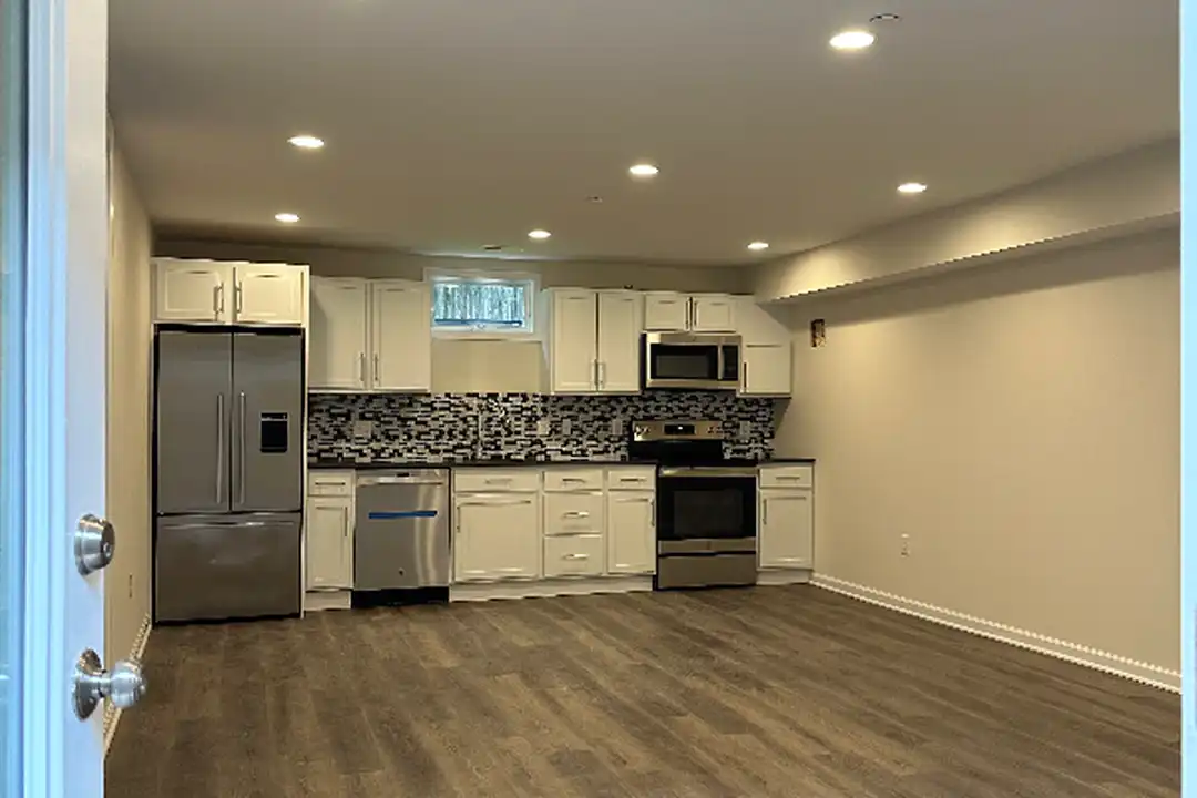 4424 Brandywine St NW unit # B - View 2