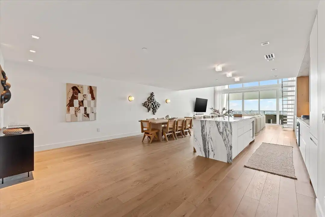 1040 Biscayne Blvd #4002 - View 4
