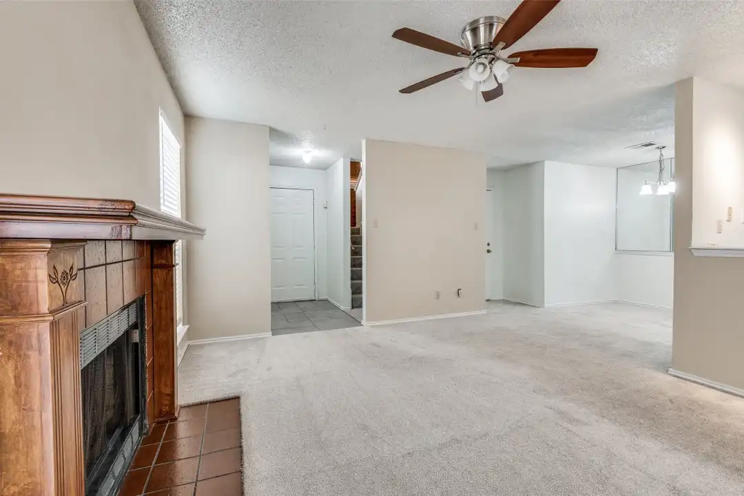 2617 Isbella Dr - View 3