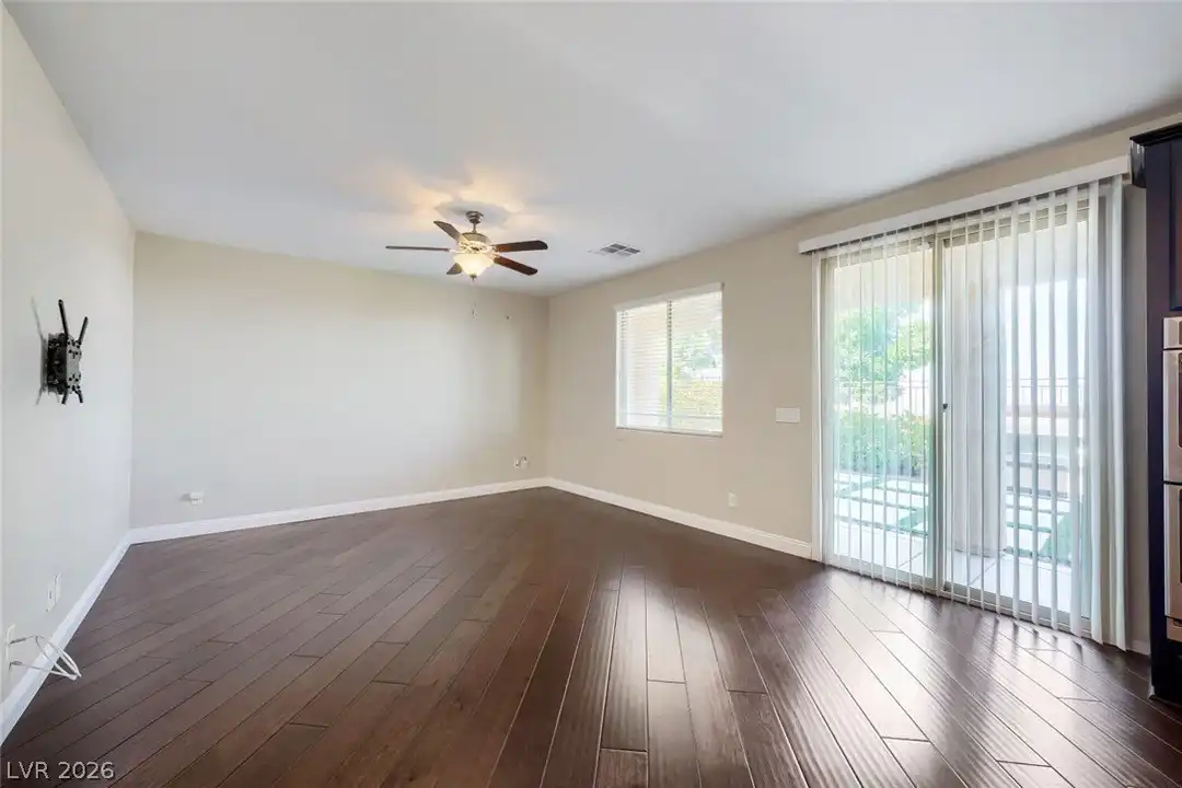 7524 Old Compton St - View 4