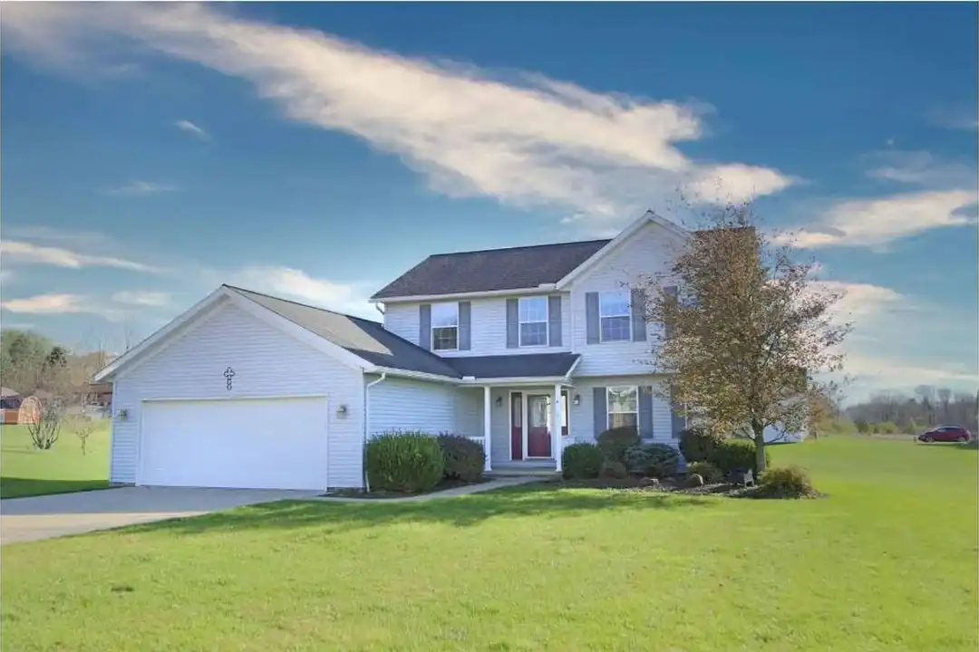 4 Compass Point Ct – photo 1 of 15