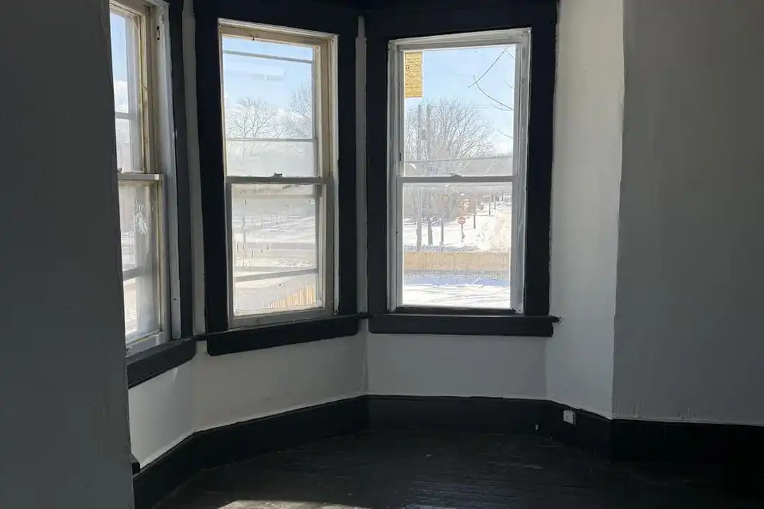 1428 E 80th St – photo 1
