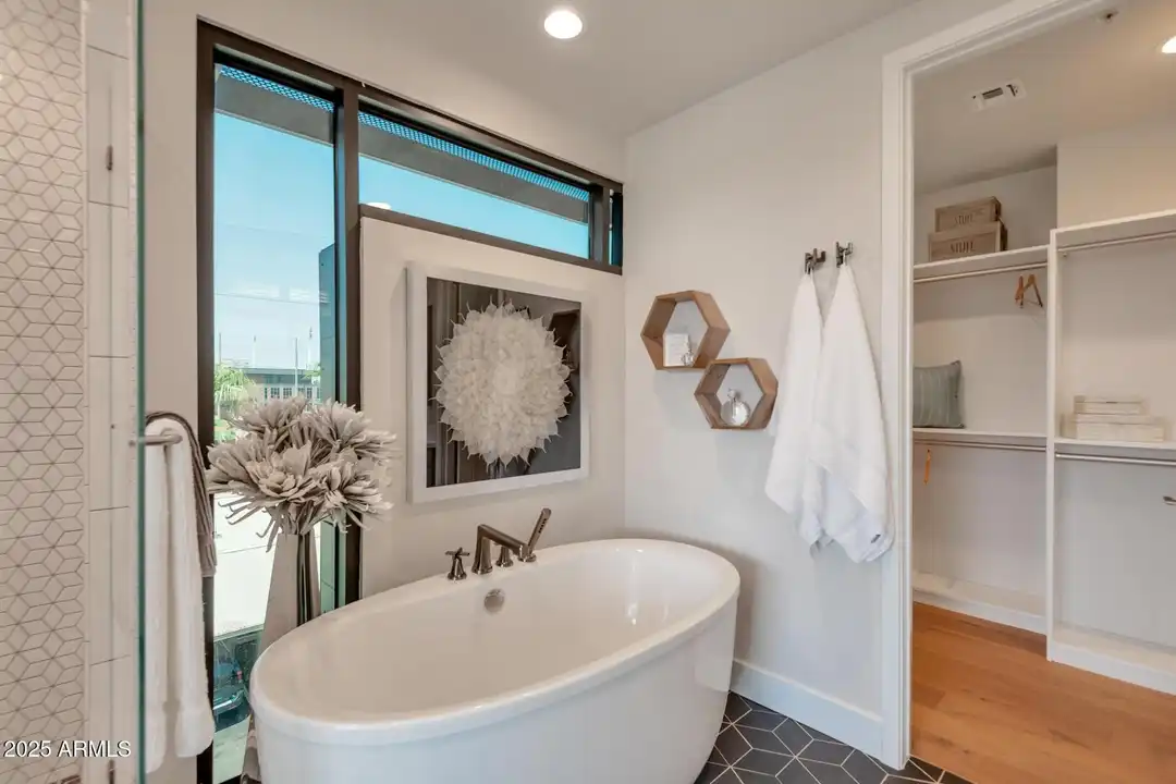 7550 E Osborn Rd #1001 - View 4