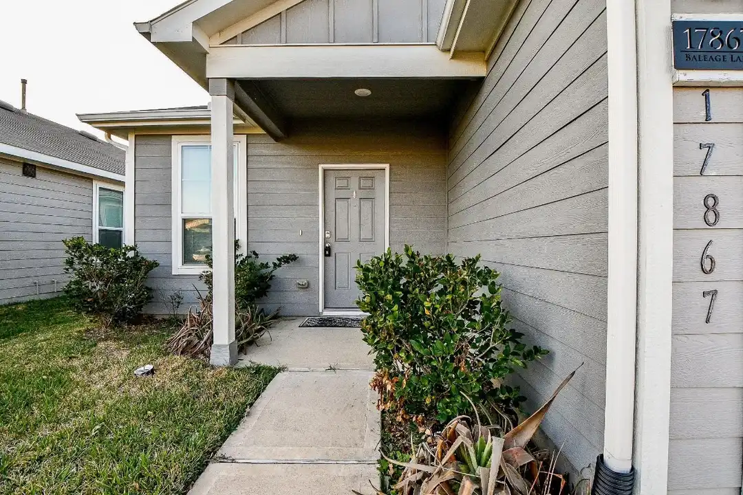 17867 Baleage Ln - View 3