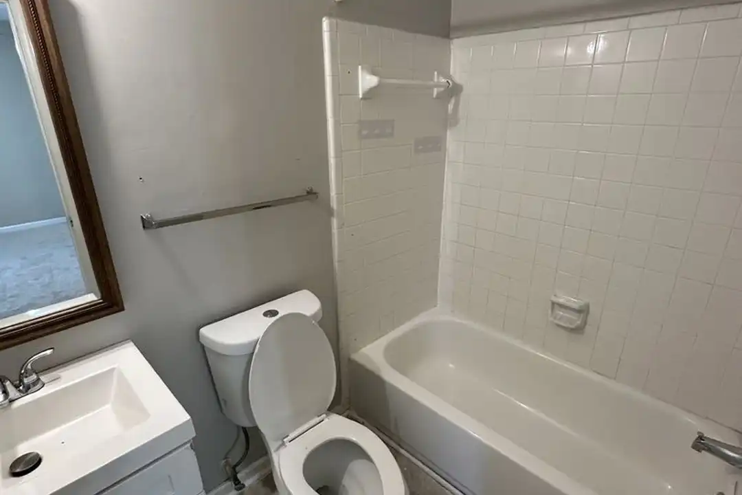 925 Hearthridge Ct unit B – pohled 6