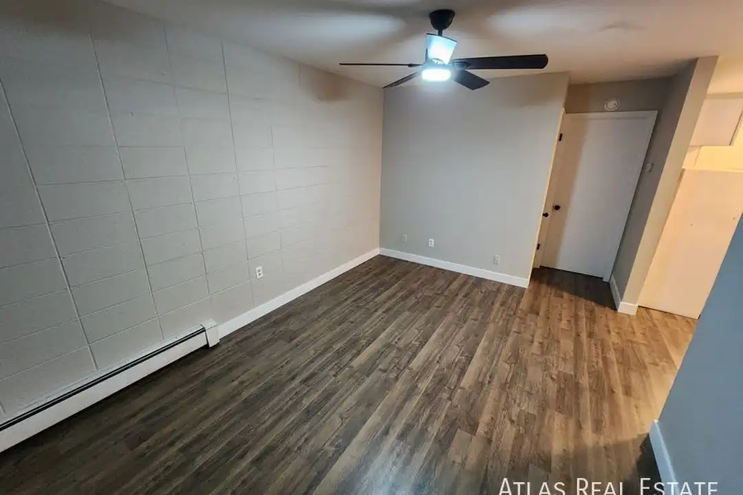 901 S Taft Hill Rd - View 4