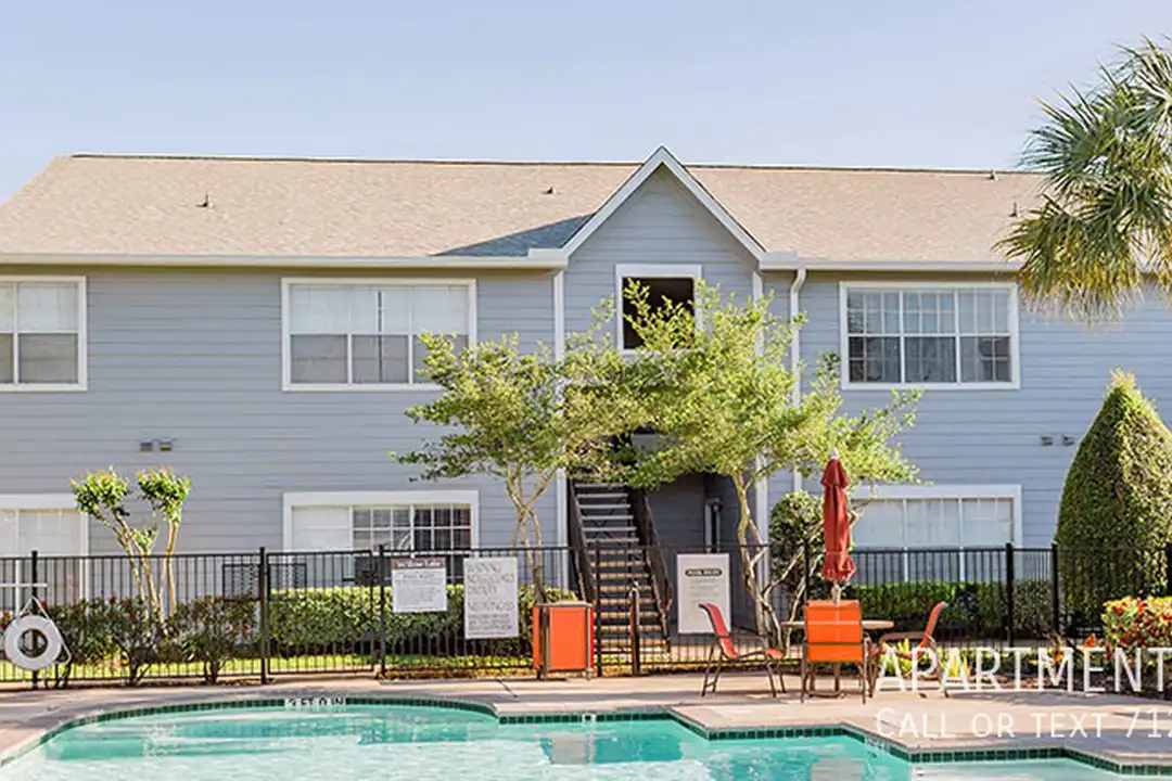 1506 Gaston Rd - View 3