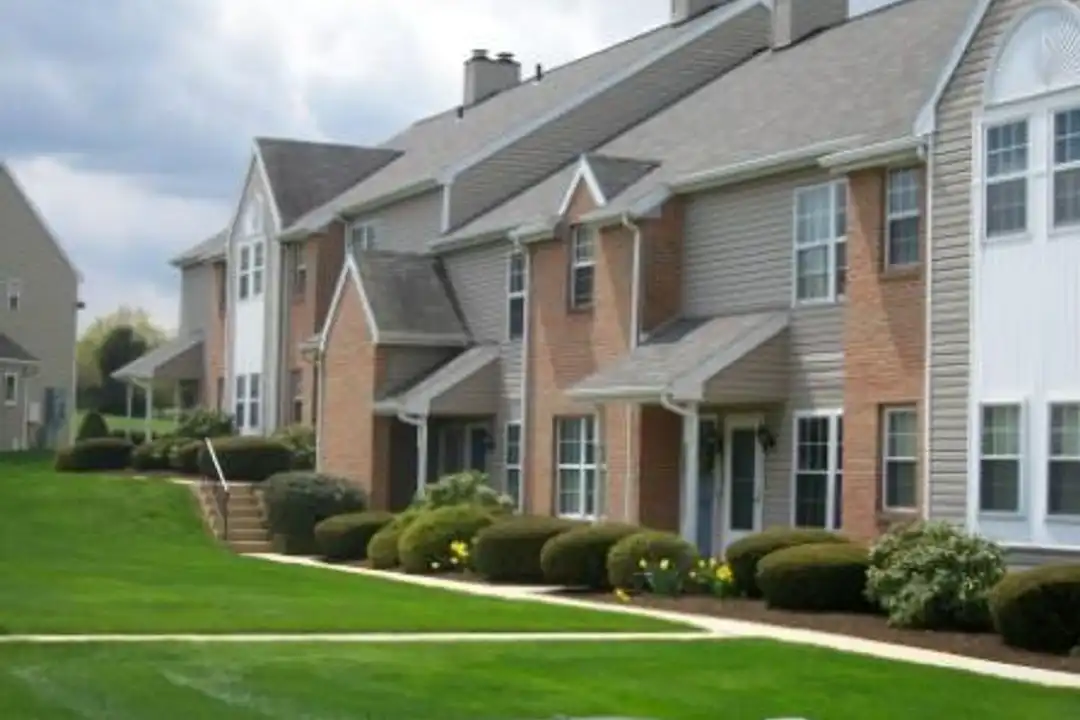 804 Christopher Dr unit 1 – photo 1 of 13