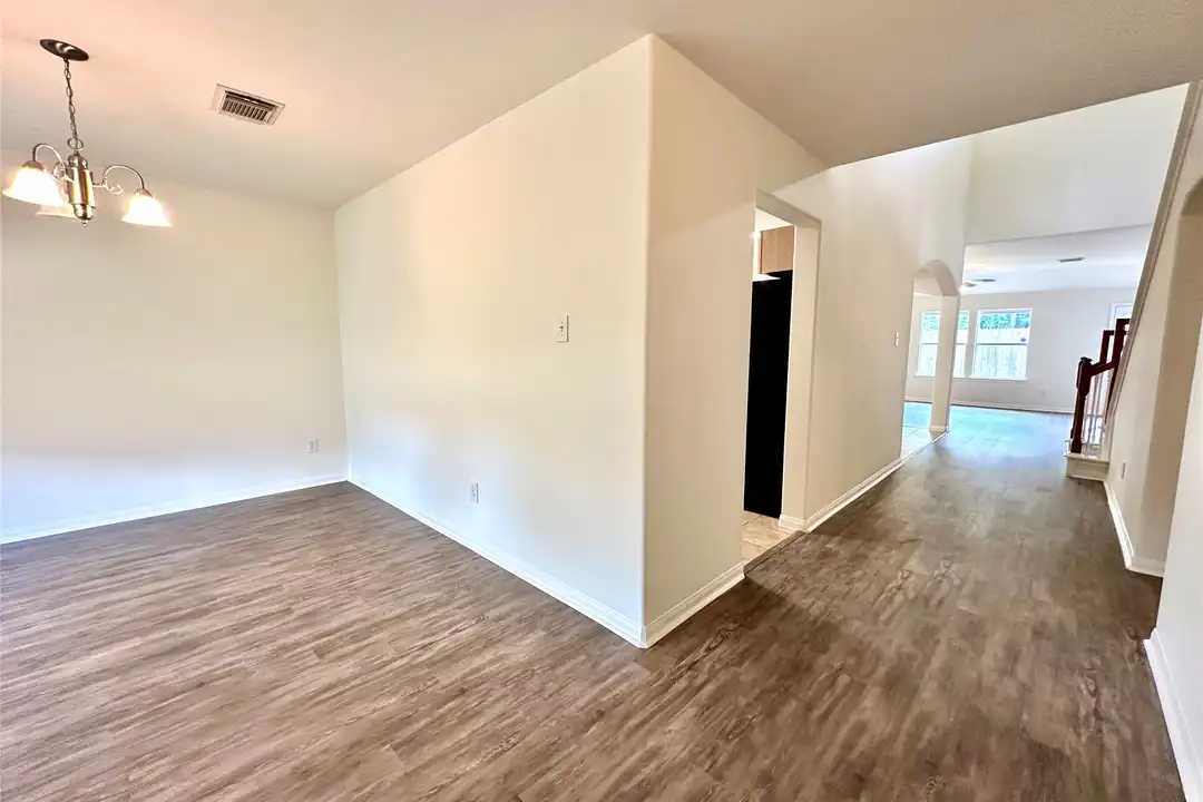 25311 Clover Ranch Dr - View 4