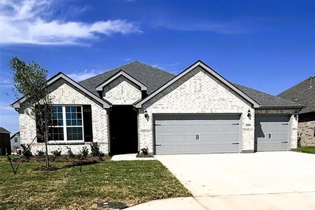4349 Noble Ln - View 2