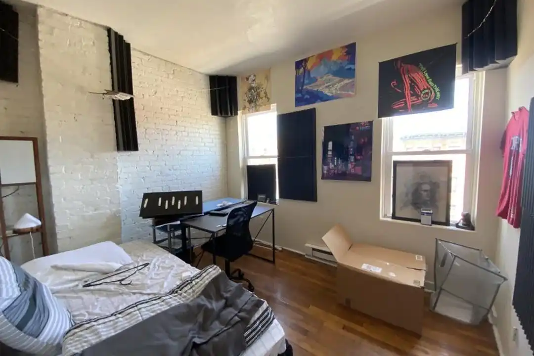 894 Huntington Ave - View 6
