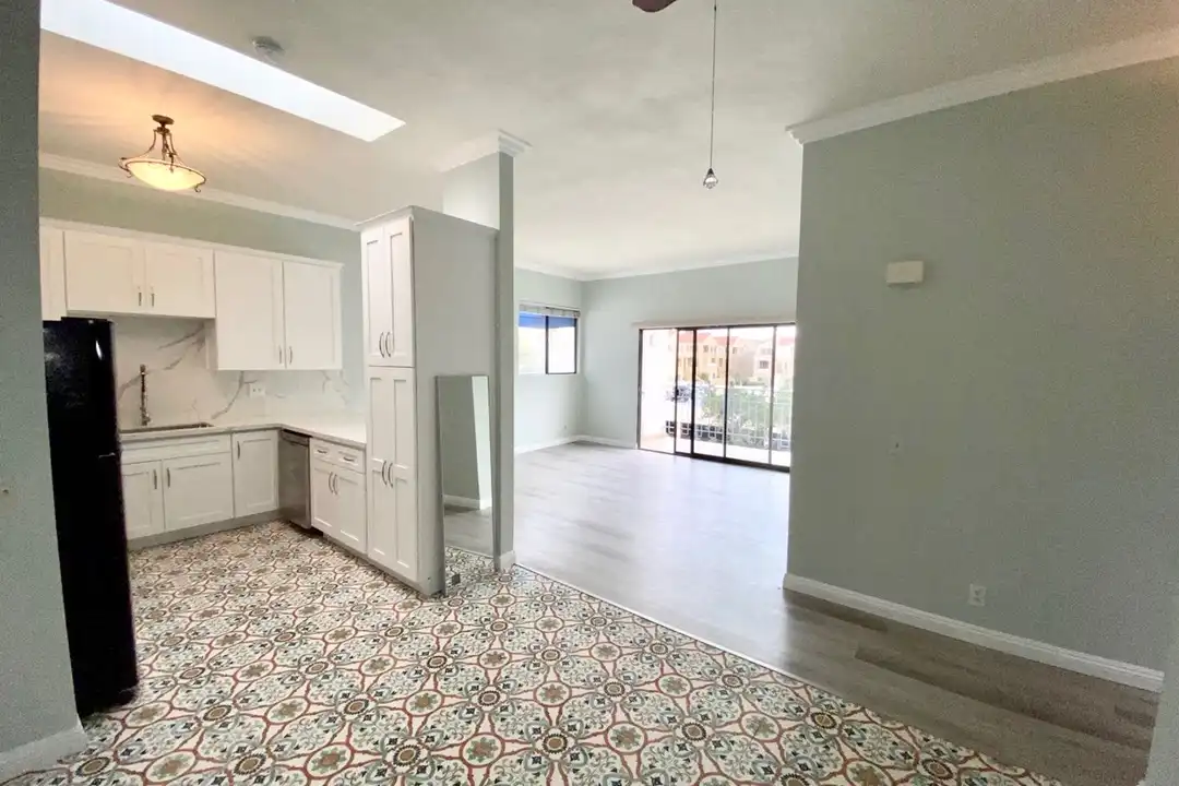 8310 Regents Rd unit # 3H – pohled 3