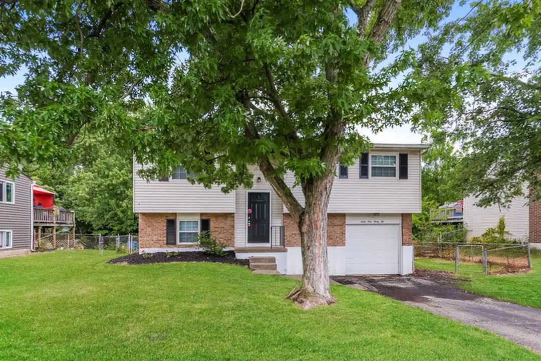 3132 Dorf Dr – photo 1 of 12