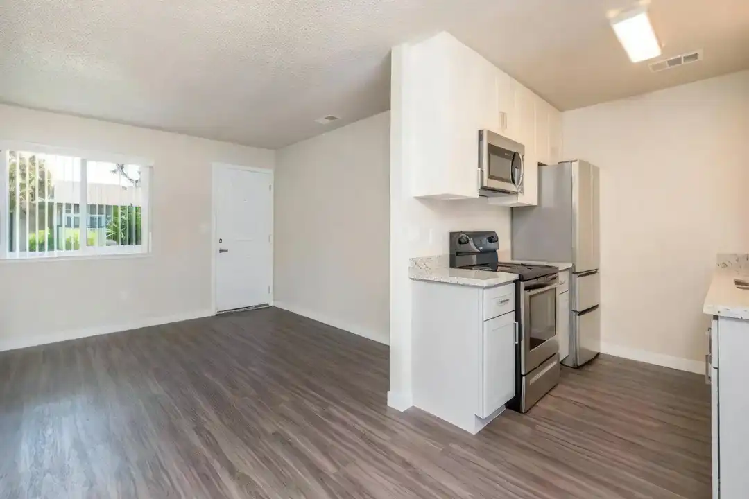 794 Button Ave – photo 1