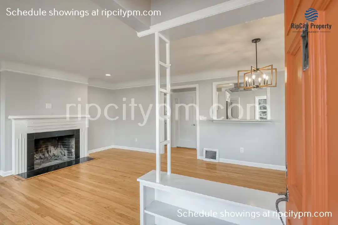 2521 SE 64th Ave - View 3