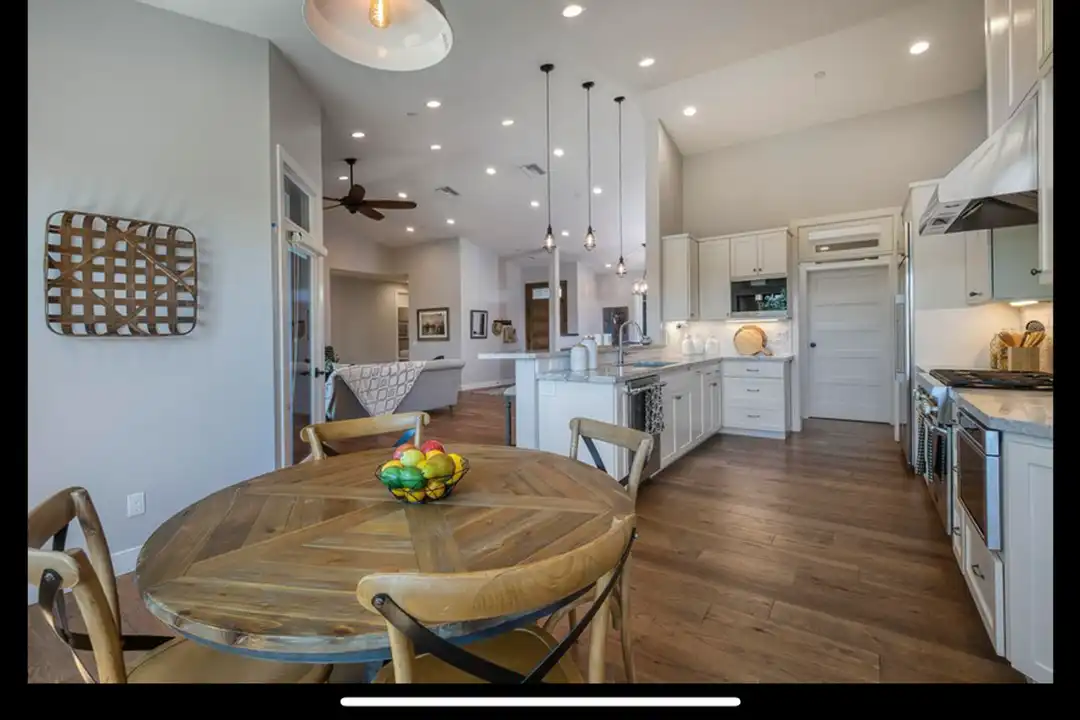 7 Baker Ln - View 3