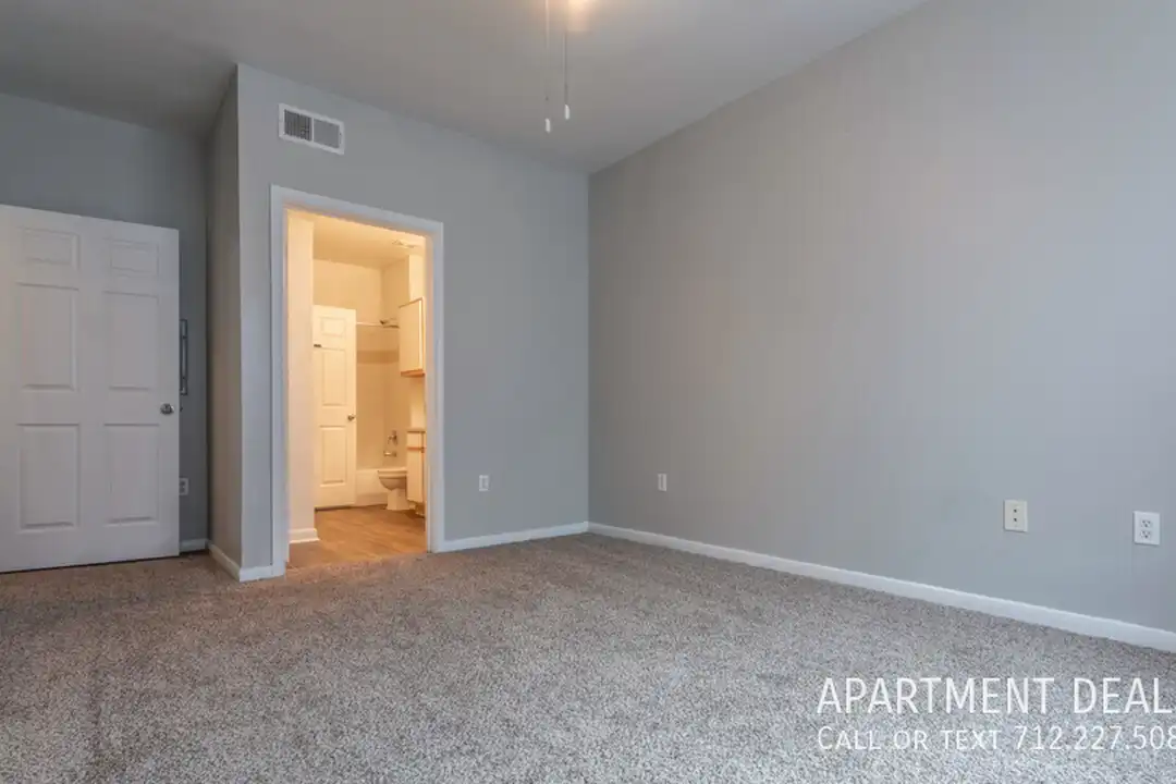 Apartment in Houston, Harris - View 3