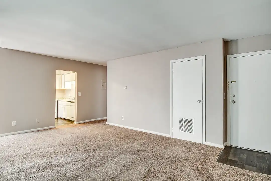 Fox Hunt Apartments – photo 1 of 58