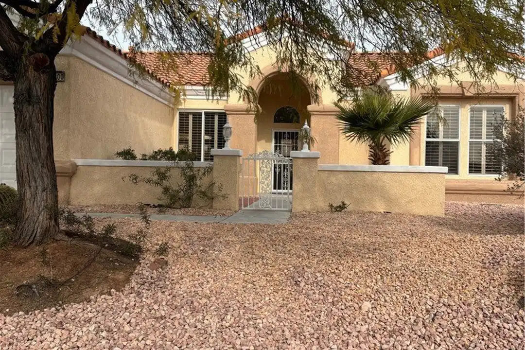 10800 Mission Lakes Ave - View 2