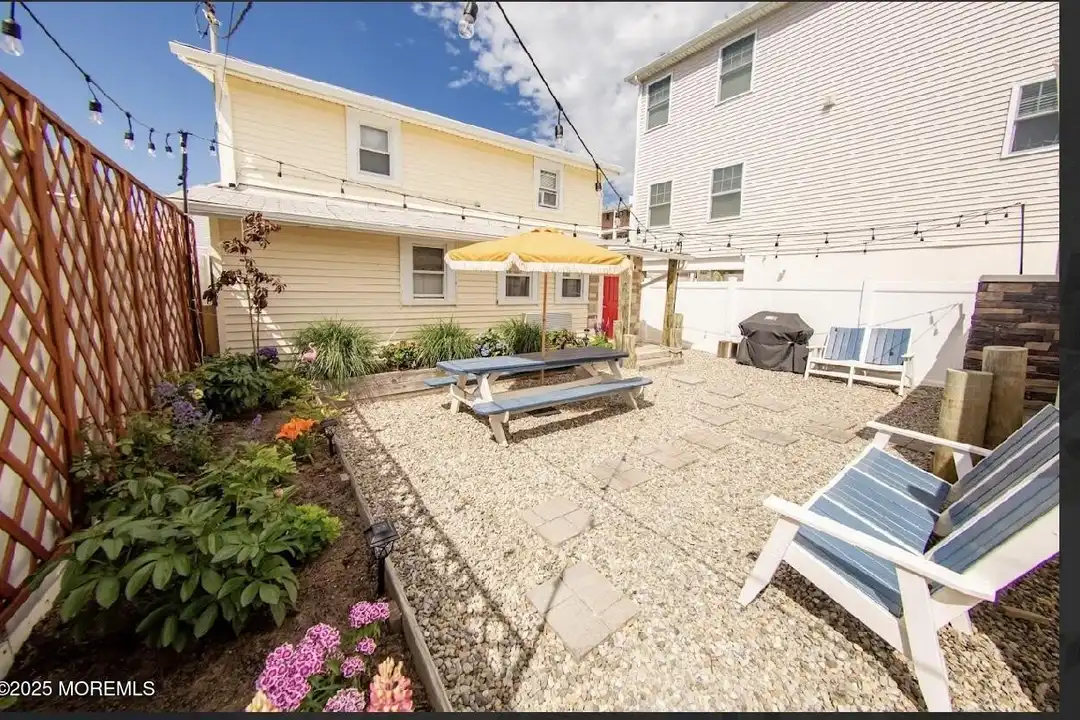 46 Kearney Ave #B - View 3