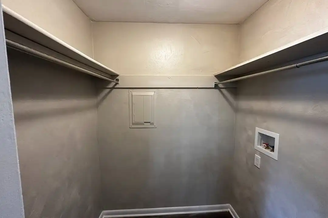 401 E Ocean Ave unit 14 - View 6