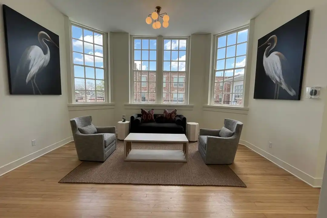 Apartment in Louisville, E.V. Thompson Sr., Jefferson - More