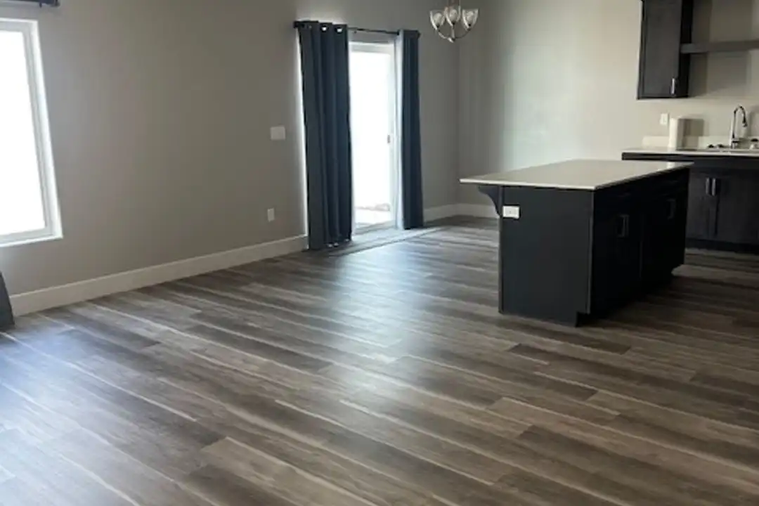 1601 S Quartz Dr unit # D - View 5