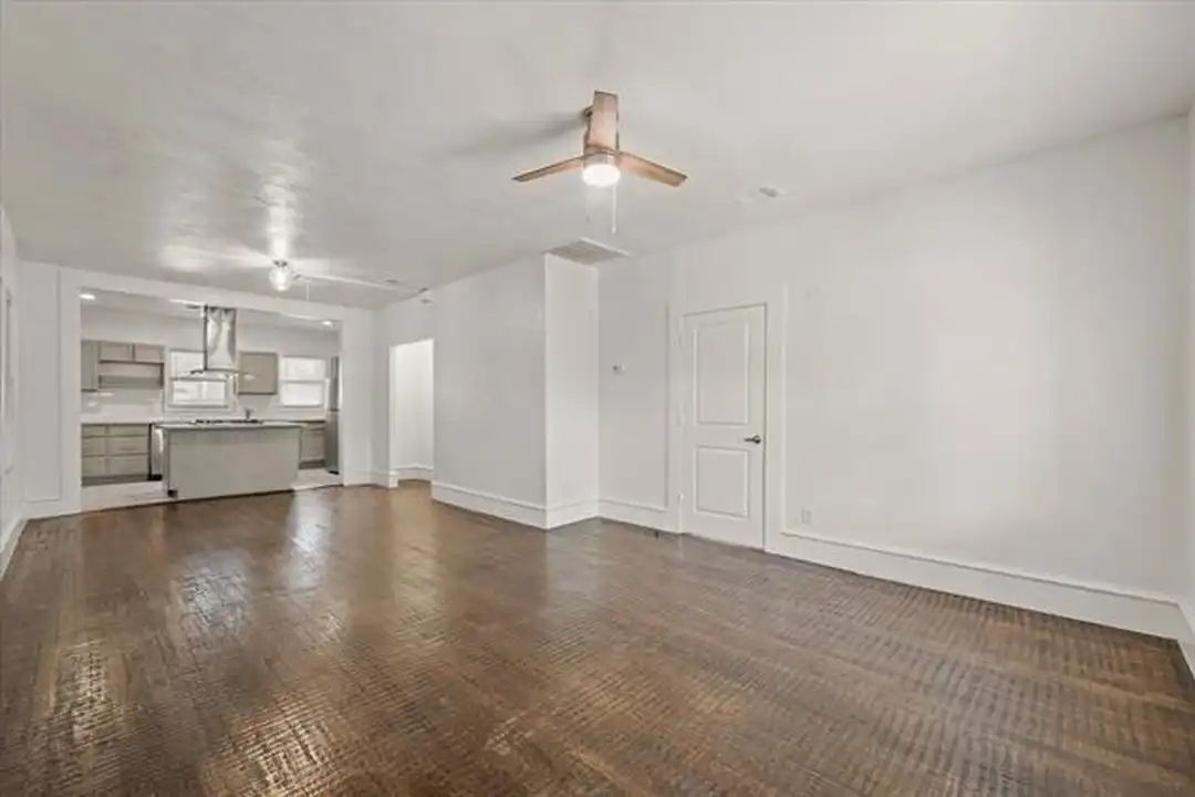 929 S Rosemont Ave unit 927 & 929 - View 6