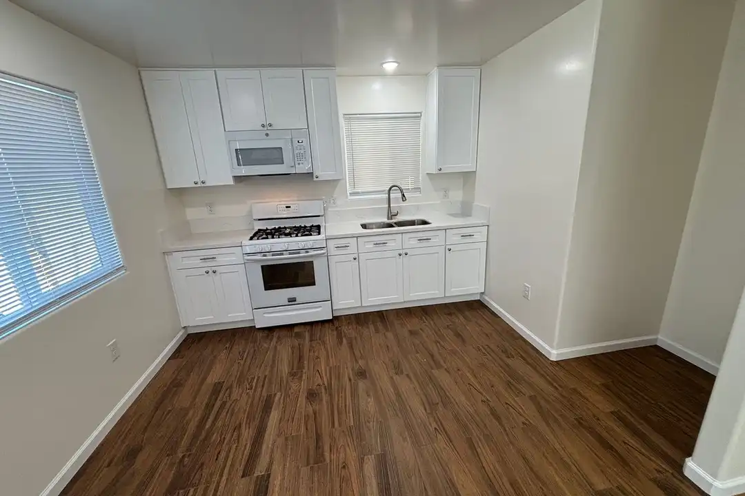 504 Playa Blanca Ct - View 4