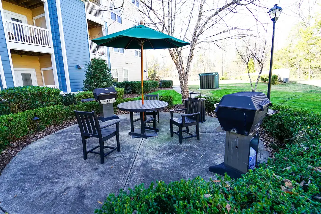 Apartment in Charlotte, Steele Creek - View 4