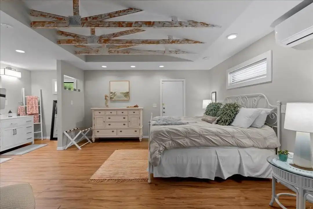 1345 Bayshore Dr unit 1044384P - View 5