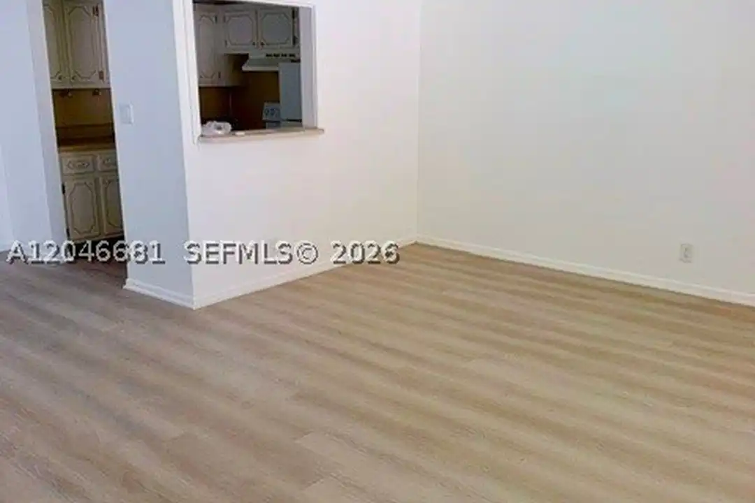 41 Salisbury E #B – photo 1
