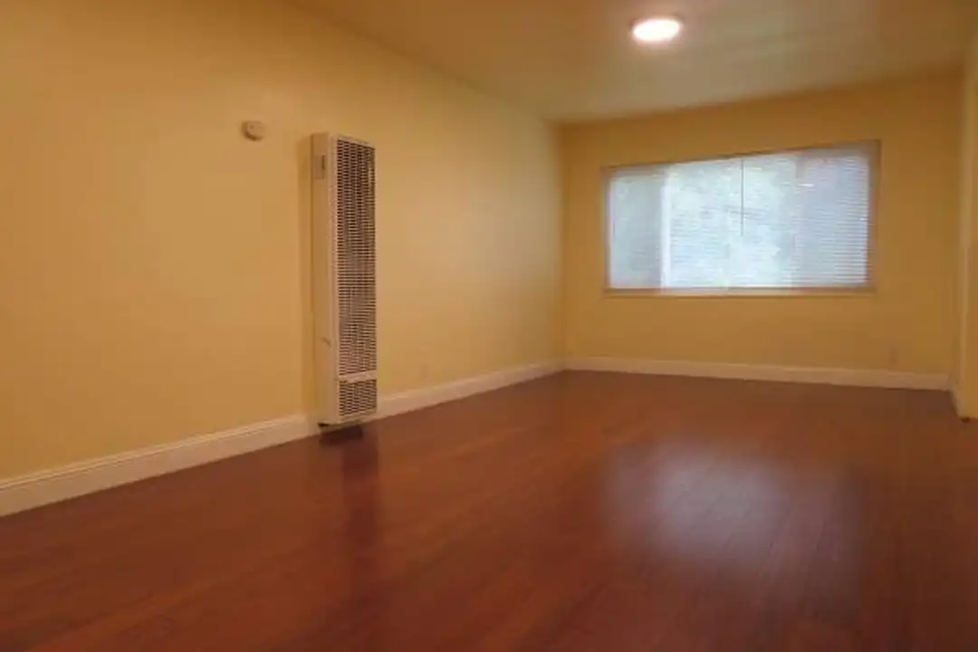 2726 Park Blvd unit # E - View 2