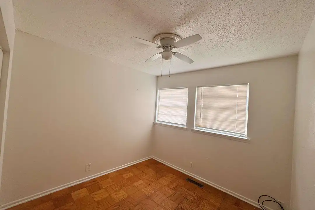 1311 Christine Rd - More