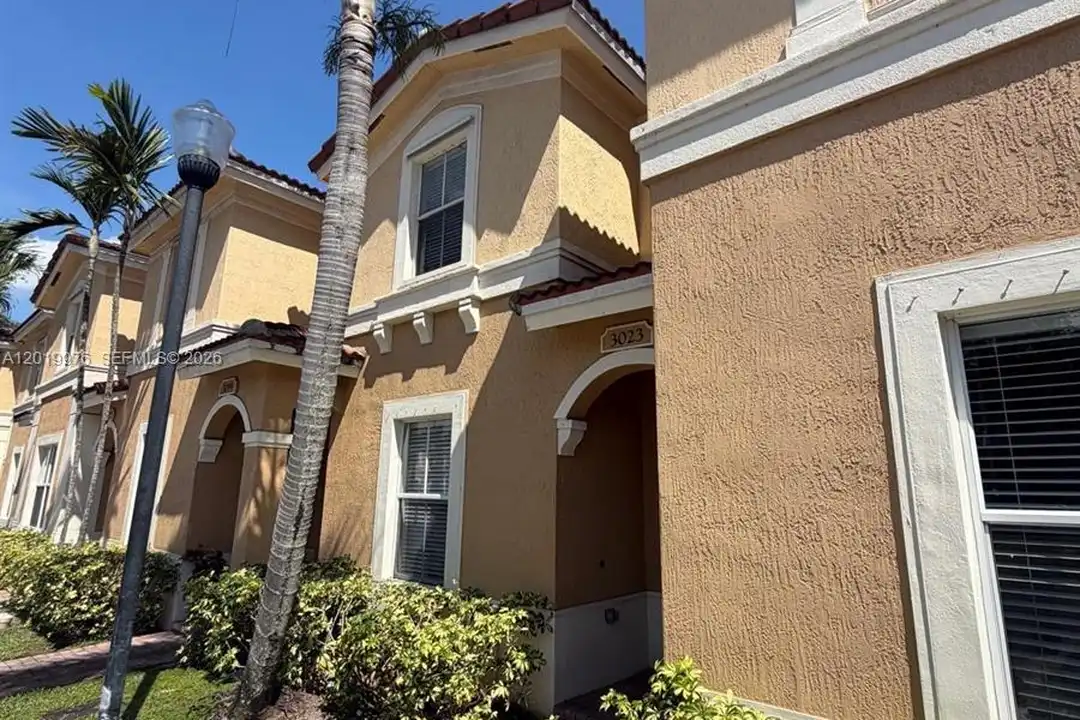 3023 SW 129th Terrace unit 155 - View 3