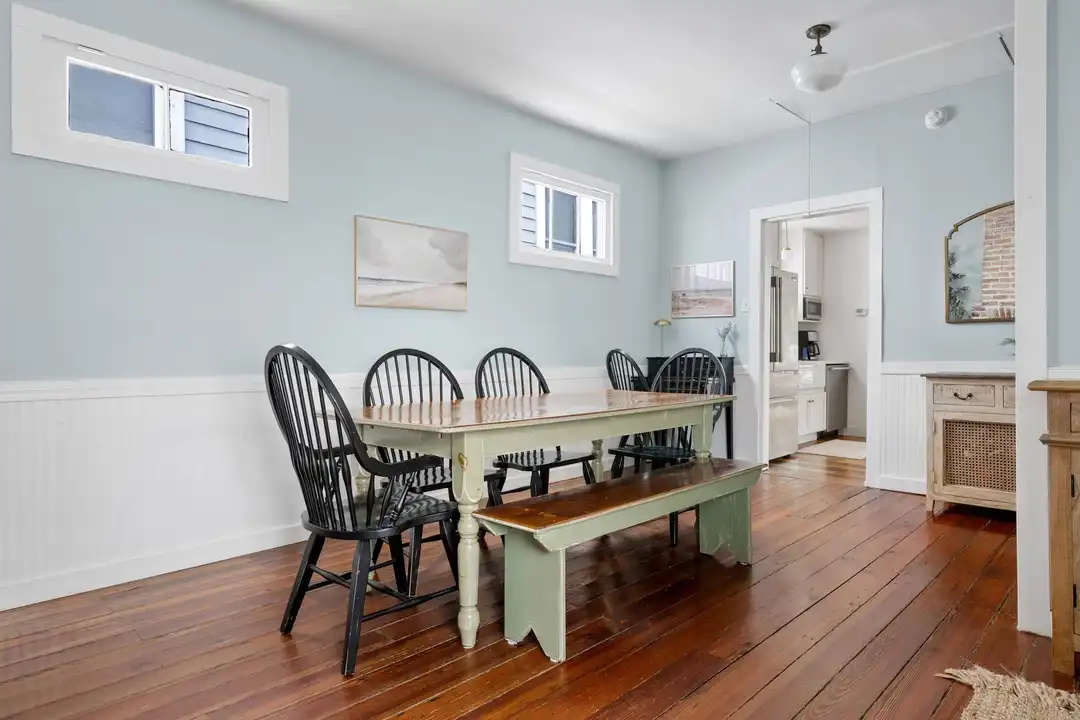 2 Larnes St - More