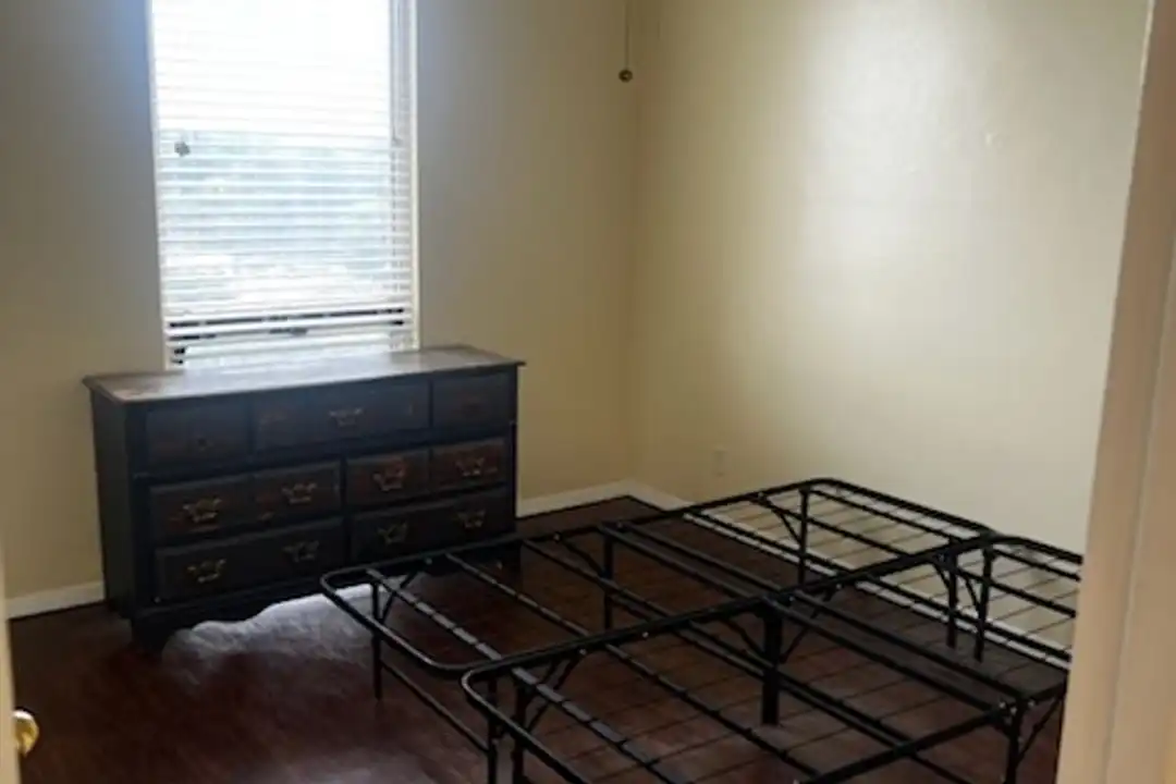 1271 Poplar Ave unit # 911 – pohled 2